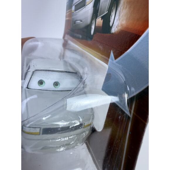 NIB Disney Pixar Cars #133 Duff Wrecks Look My Eyes Change Lenticular Eyes - Picture 6 of 9